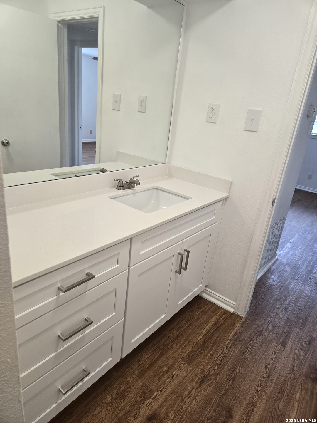 231 W Silver Sands Drive San Antonio TX 78216