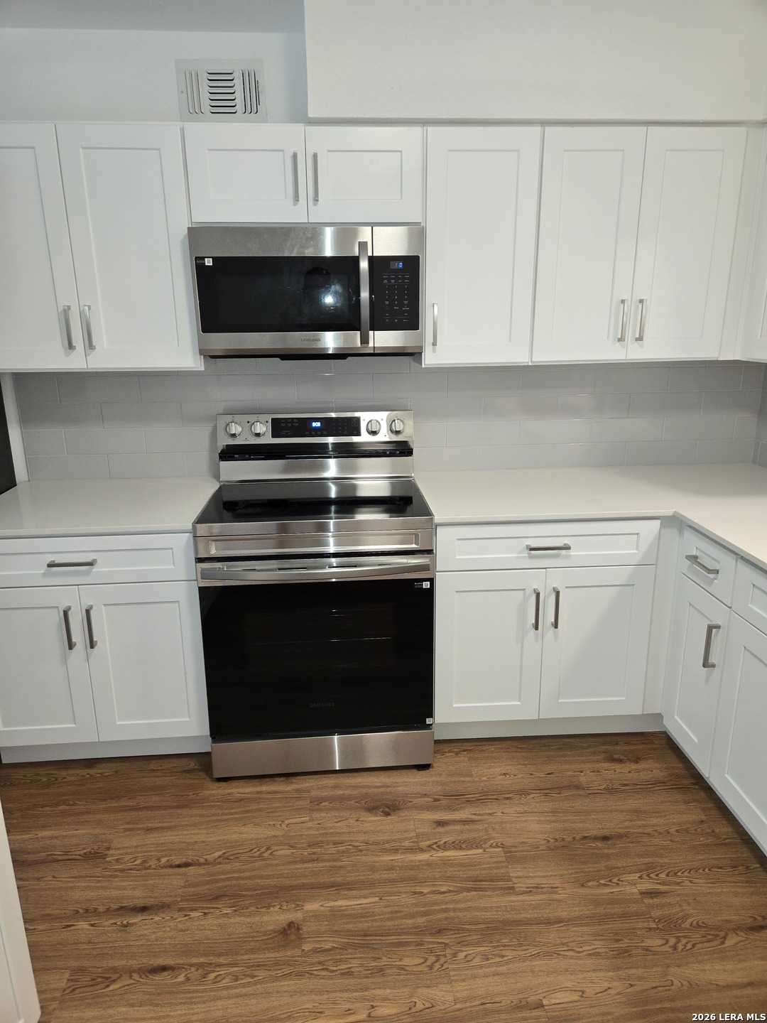 231 W Silver Sands Drive San Antonio TX 78216