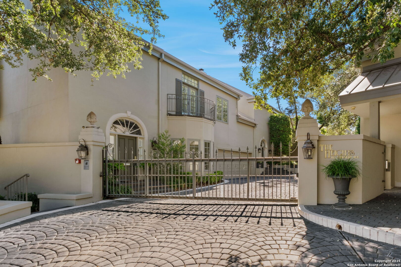 110 Kennedy Avenue Alamo Heights TX 78209