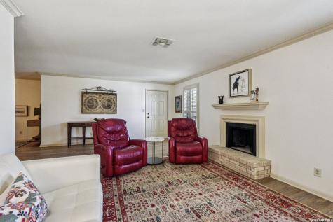 2611 Eisenhauer San Antonio TX 78209