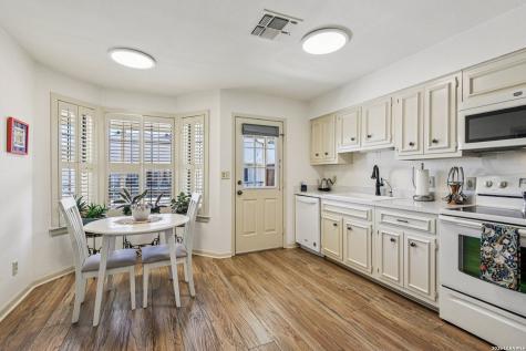 2611 Eisenhauer San Antonio TX 78209