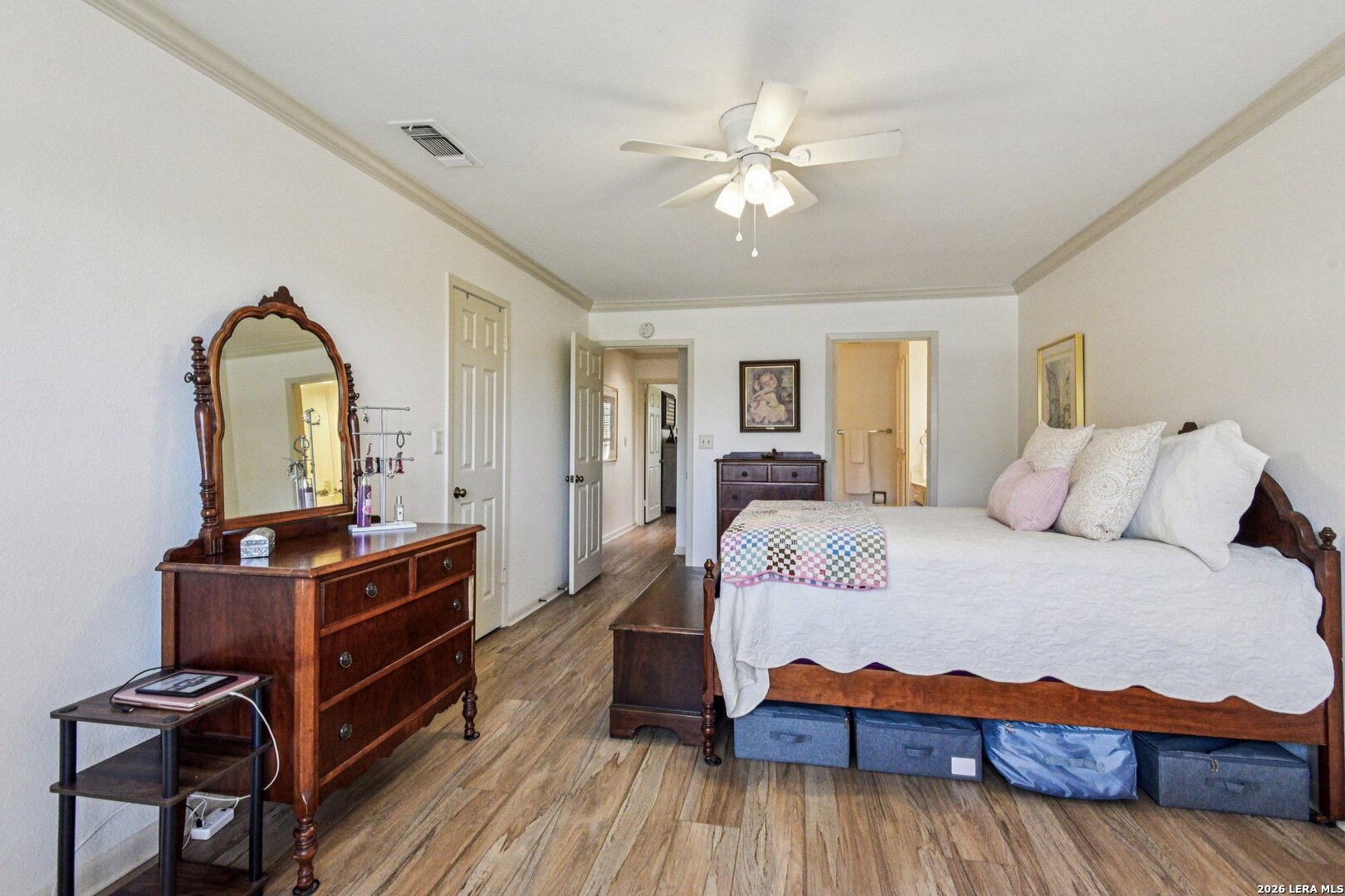 2611 Eisenhauer San Antonio TX 78209
