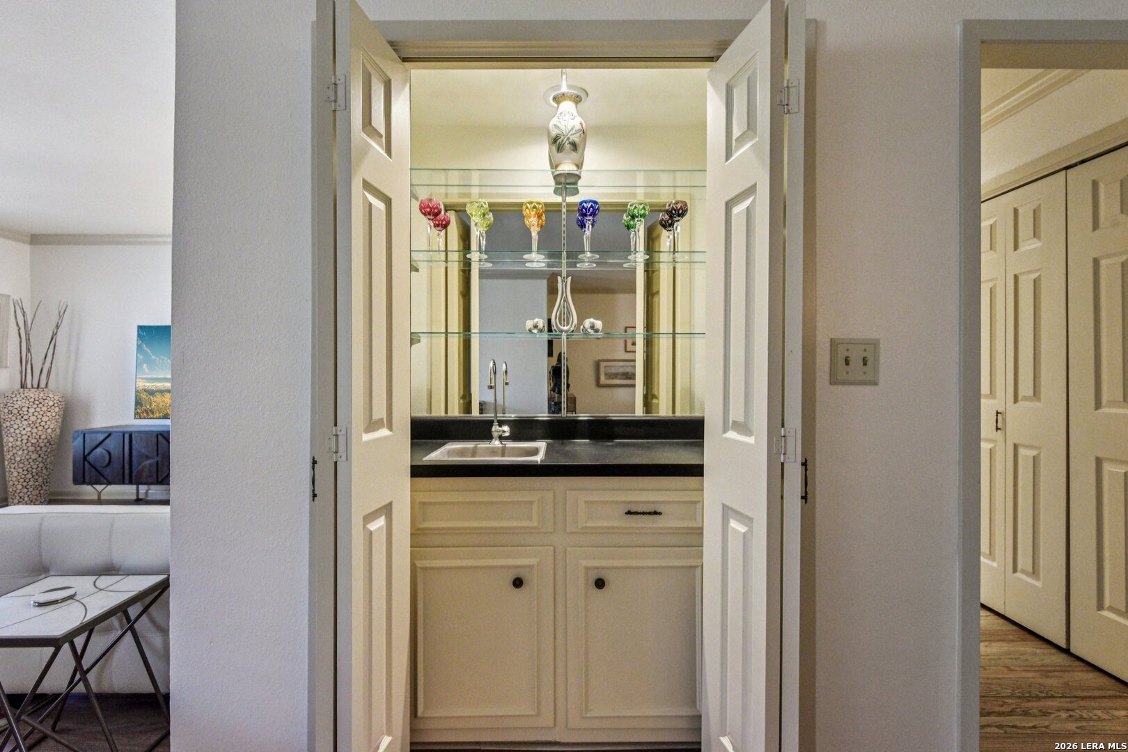 2611 Eisenhauer San Antonio TX 78209