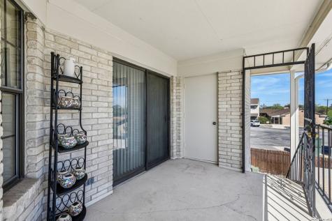 2611 Eisenhauer San Antonio TX 78209