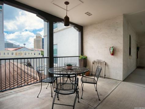 221 Lexington Avenue San Antonio TX 78215
