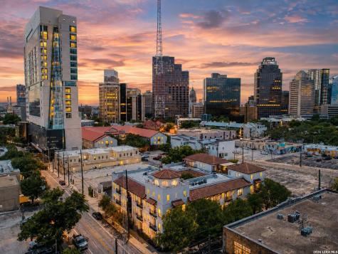 221 Lexington Avenue San Antonio TX 78215