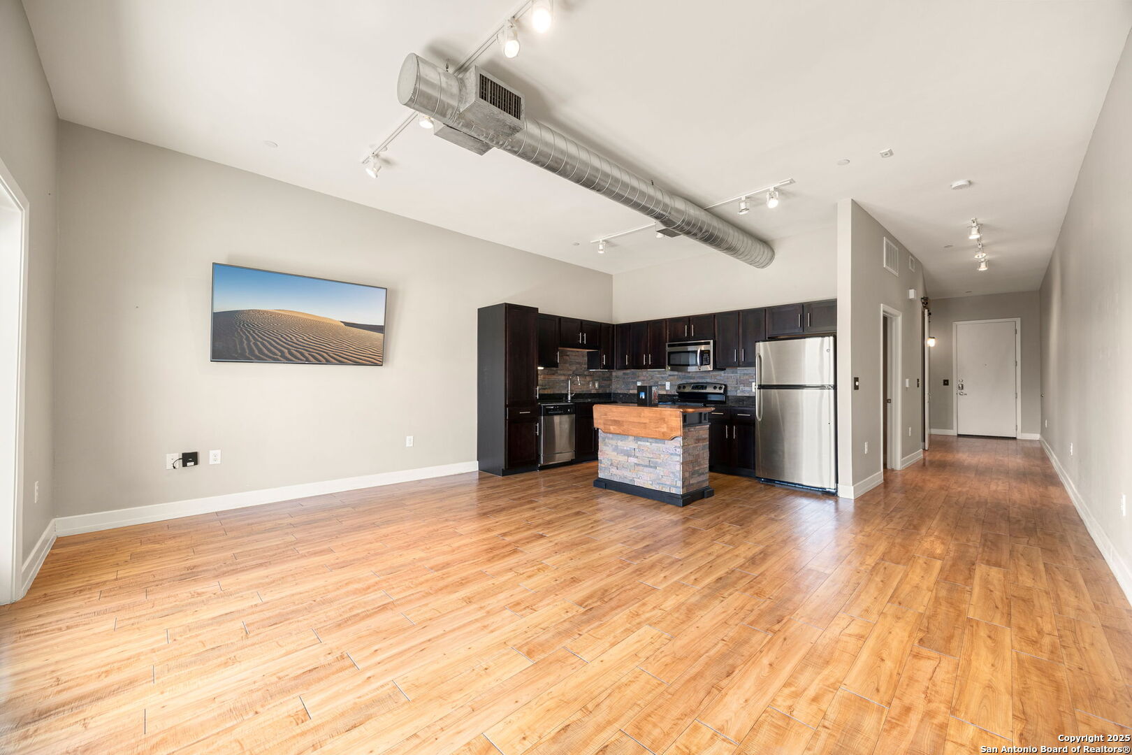 1401 S Flores Street San Antonio TX 78204