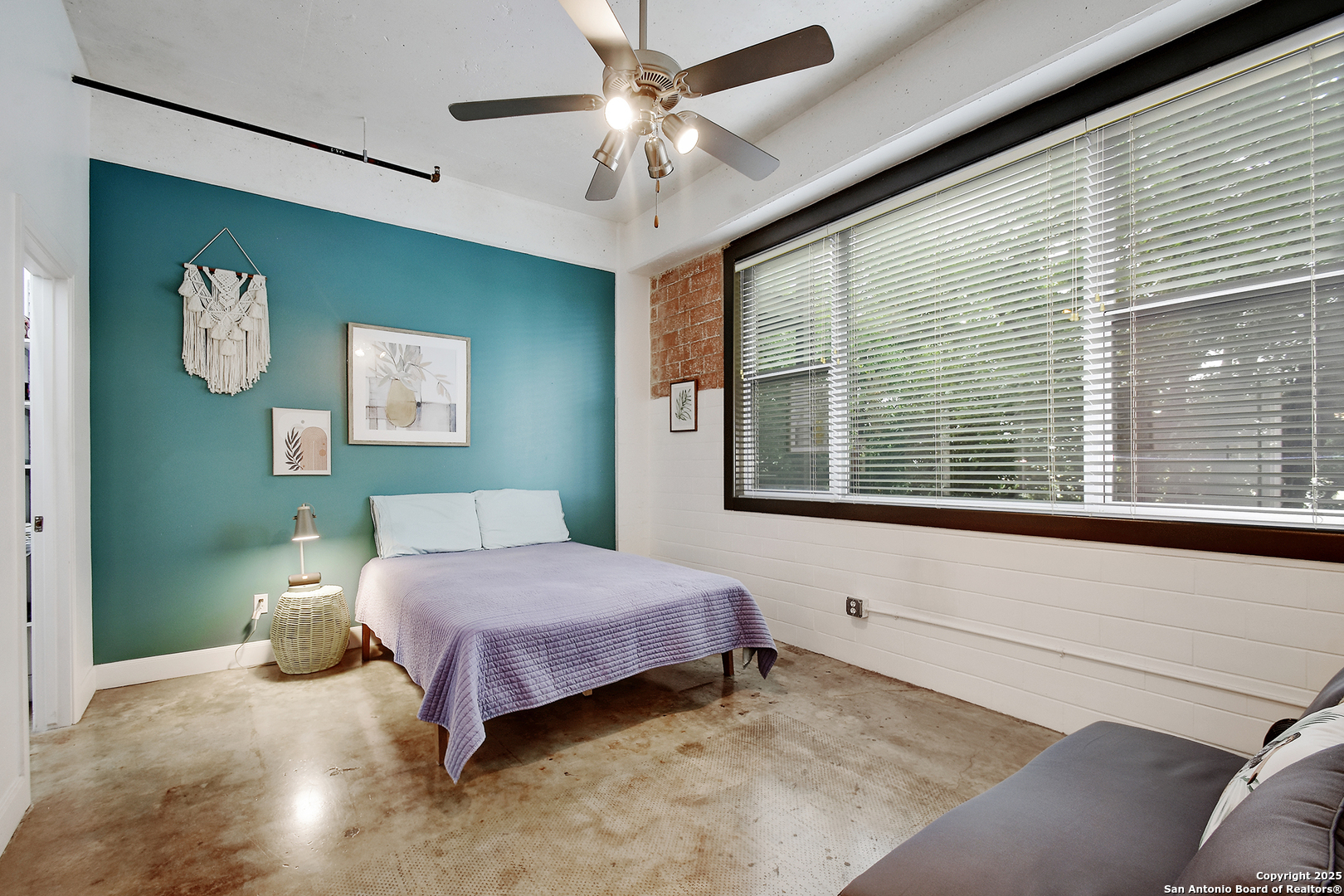831 S Flores San Antonio TX 78204