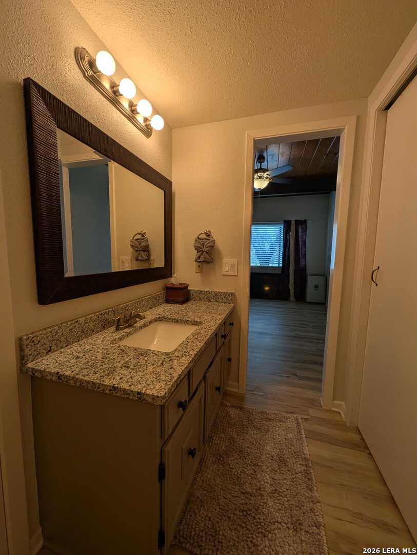 3103 Eisenhauer San Antonio TX 78209
