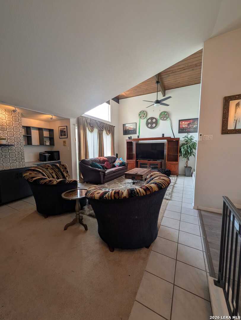 3103 Eisenhauer San Antonio TX 78209