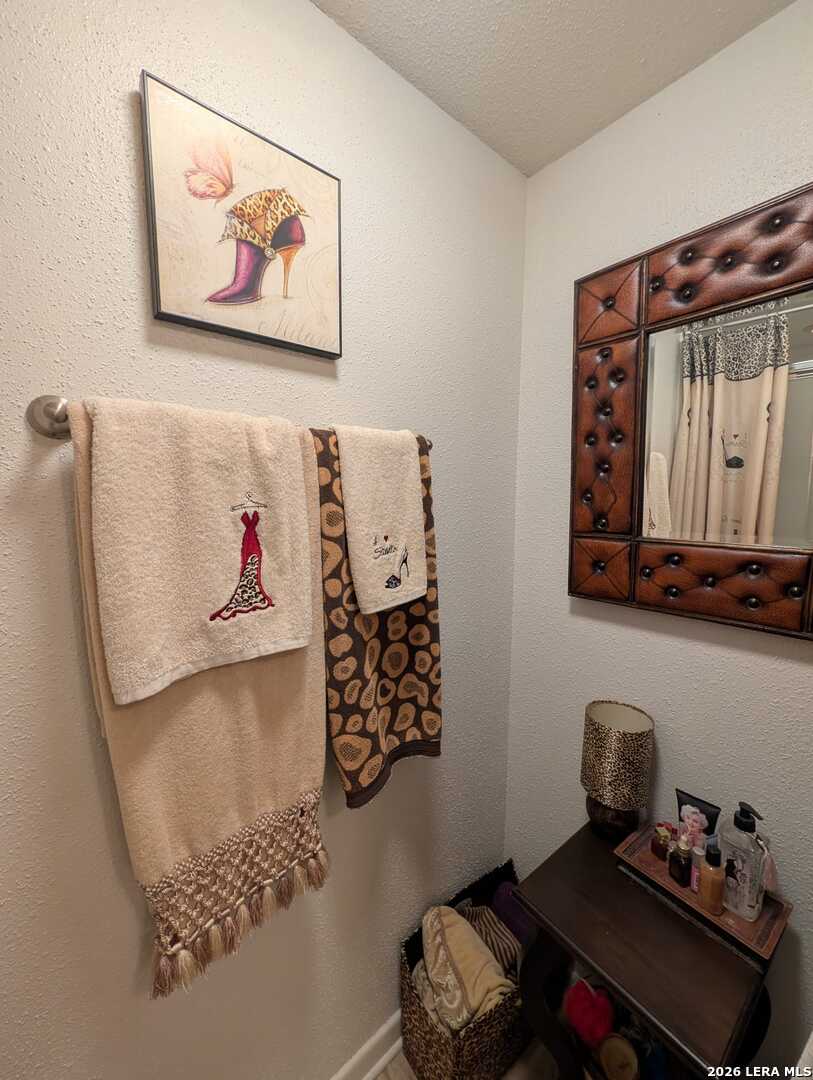3103 Eisenhauer San Antonio TX 78209