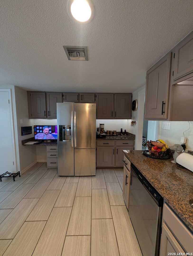 3103 Eisenhauer San Antonio TX 78209