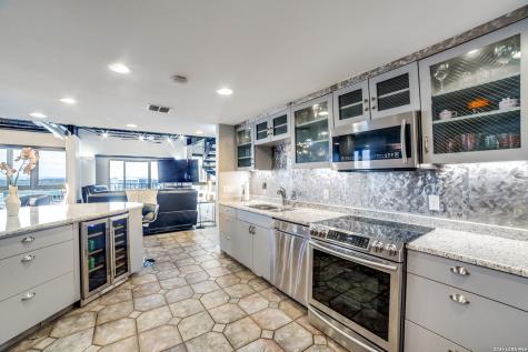 7701 Wurzbach San Antonio TX 78229