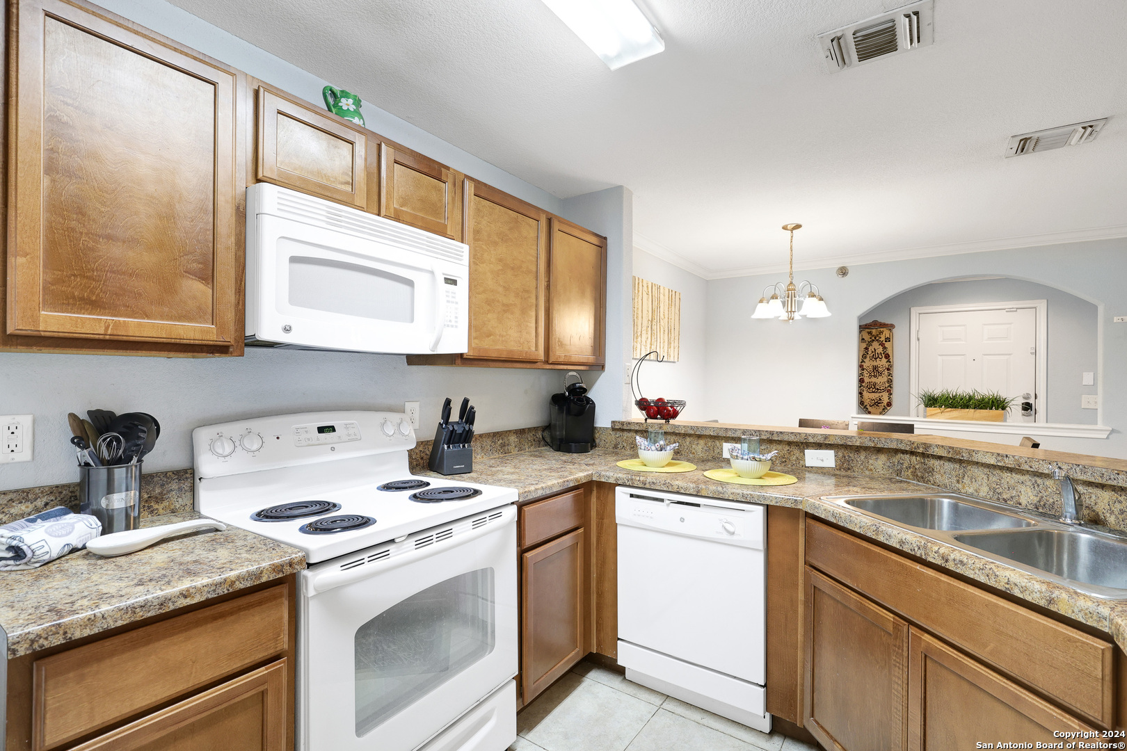 7323 Snowden Road San Antonio TX 78240