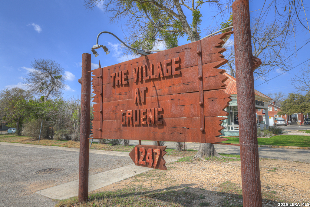 1247 Gruene New Braunfels TX 78130