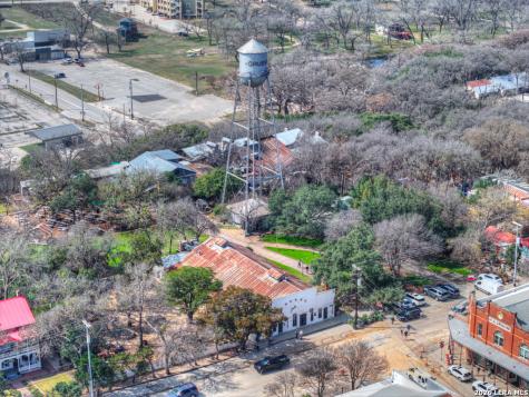 1247 Gruene New Braunfels TX 78130