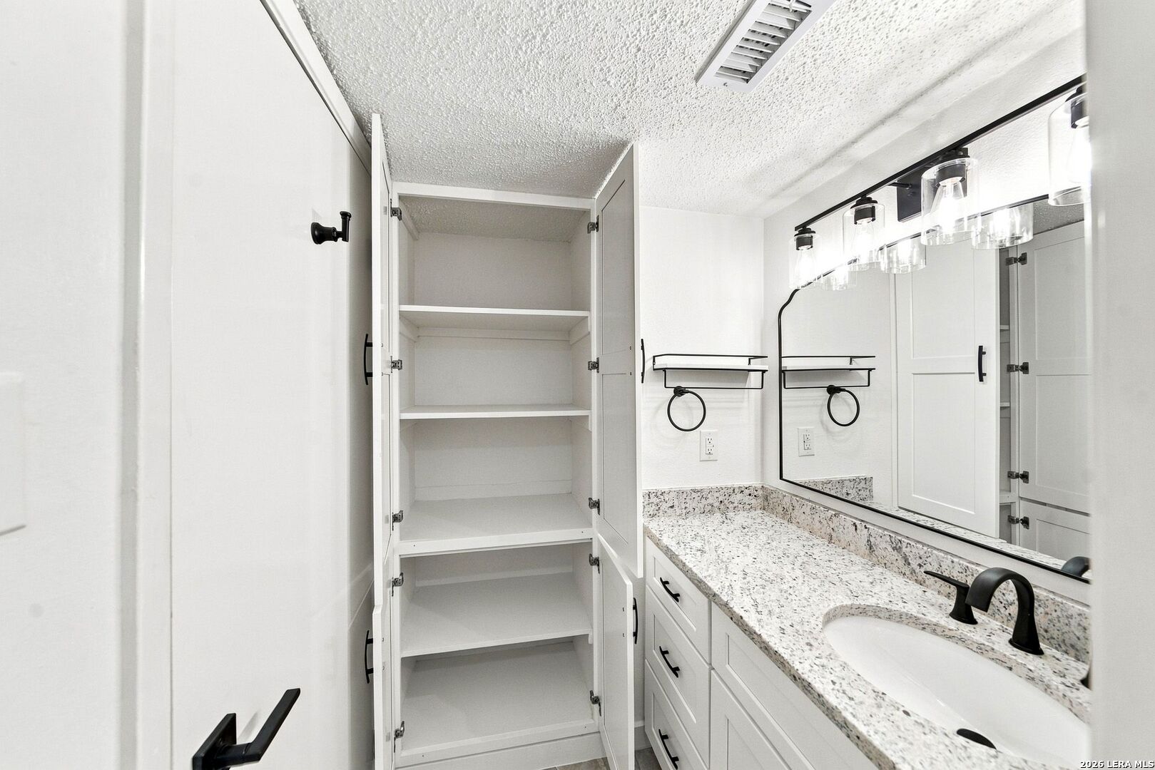 9915 Powhatan Drive San Antonio TX 78230