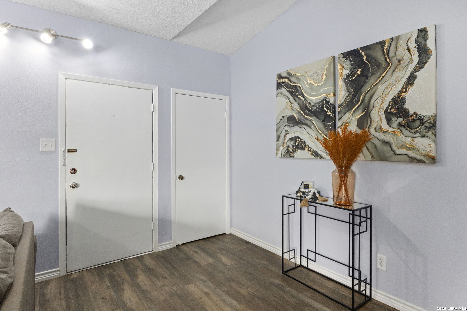 7123 Thrush View San Antonio TX 78209
