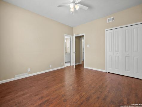 3678 Hidden Drive San Antonio TX 78217