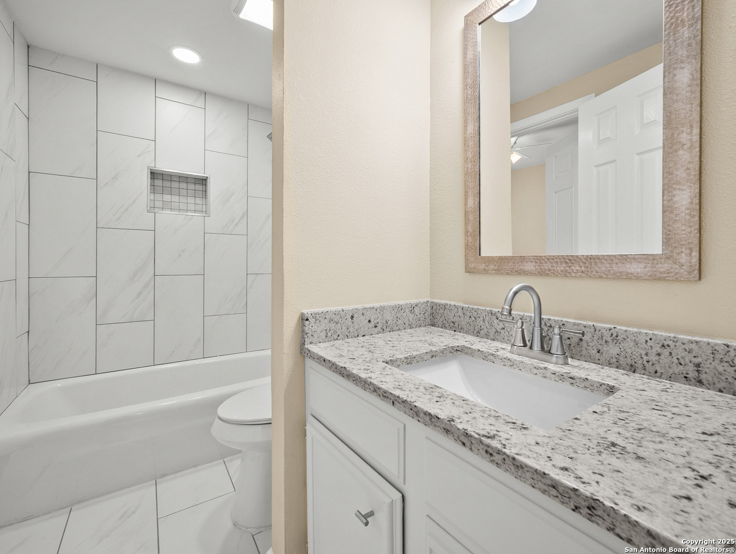 3678 Hidden Drive San Antonio TX 78217