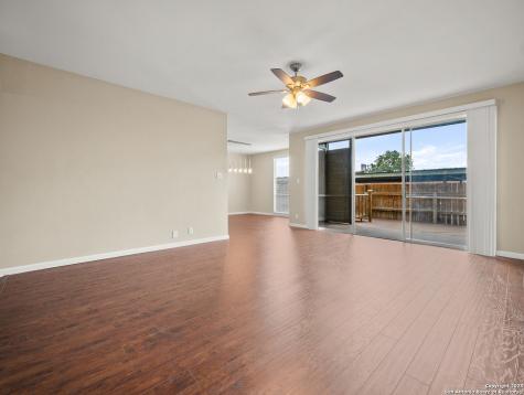3678 Hidden Drive San Antonio TX 78217