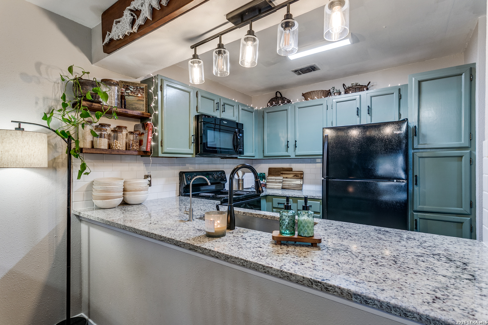 10527 Perrin Beitel San Antonio TX 78217