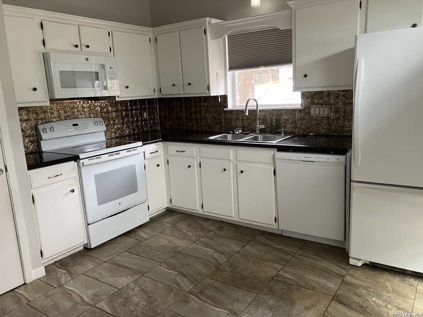 11303 Vance Jackson San Antonio TX 78230