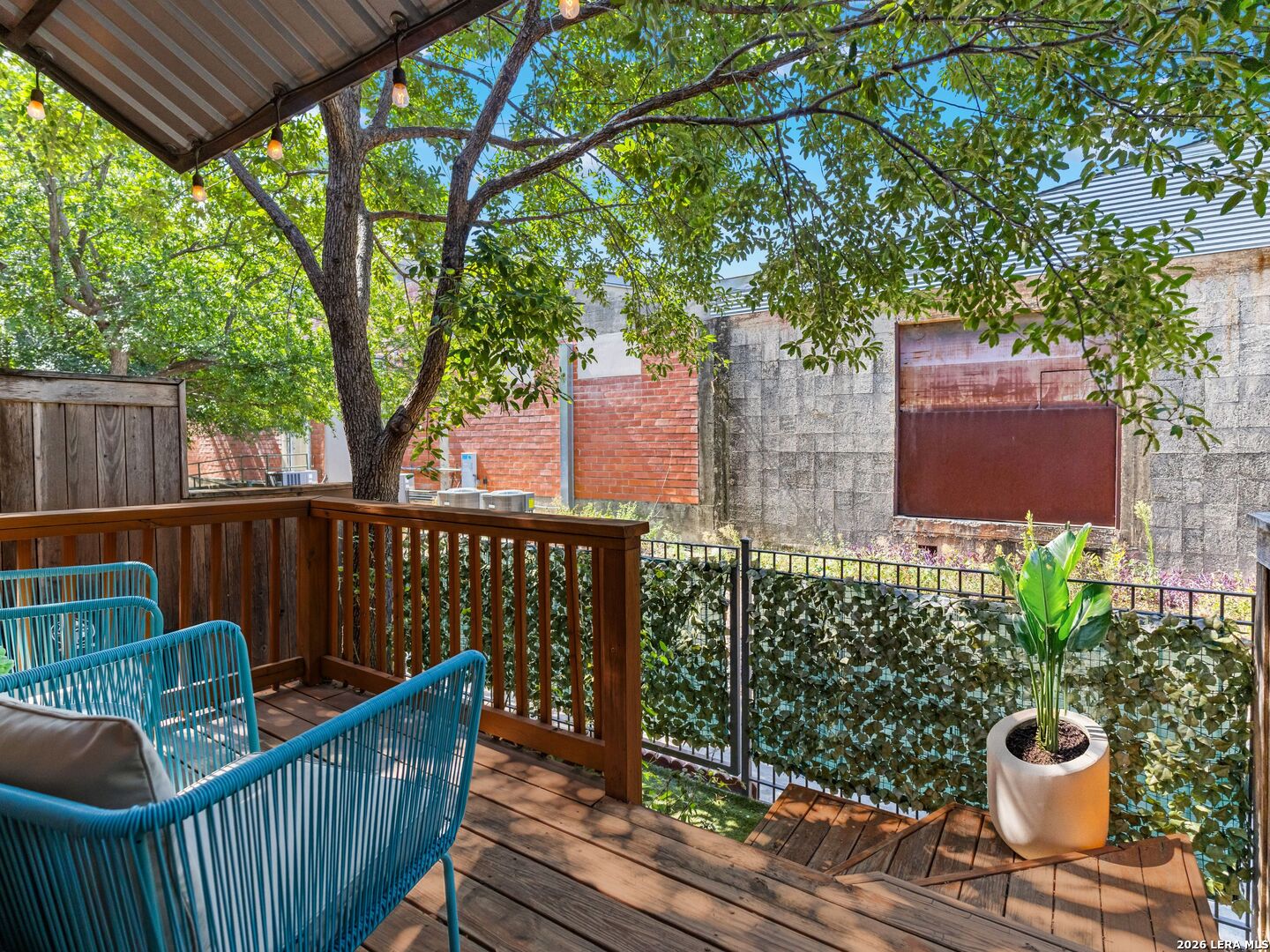 1401 S Flores San Antonio TX 78204