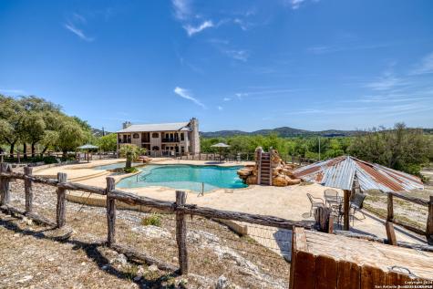 23525 N Us Highway 83 Concan TX 78838