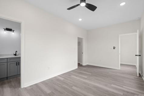 627 S Olive Street San Antonio TX 78203