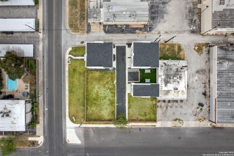 3214 N Elmendorf San Antonio TX 78201