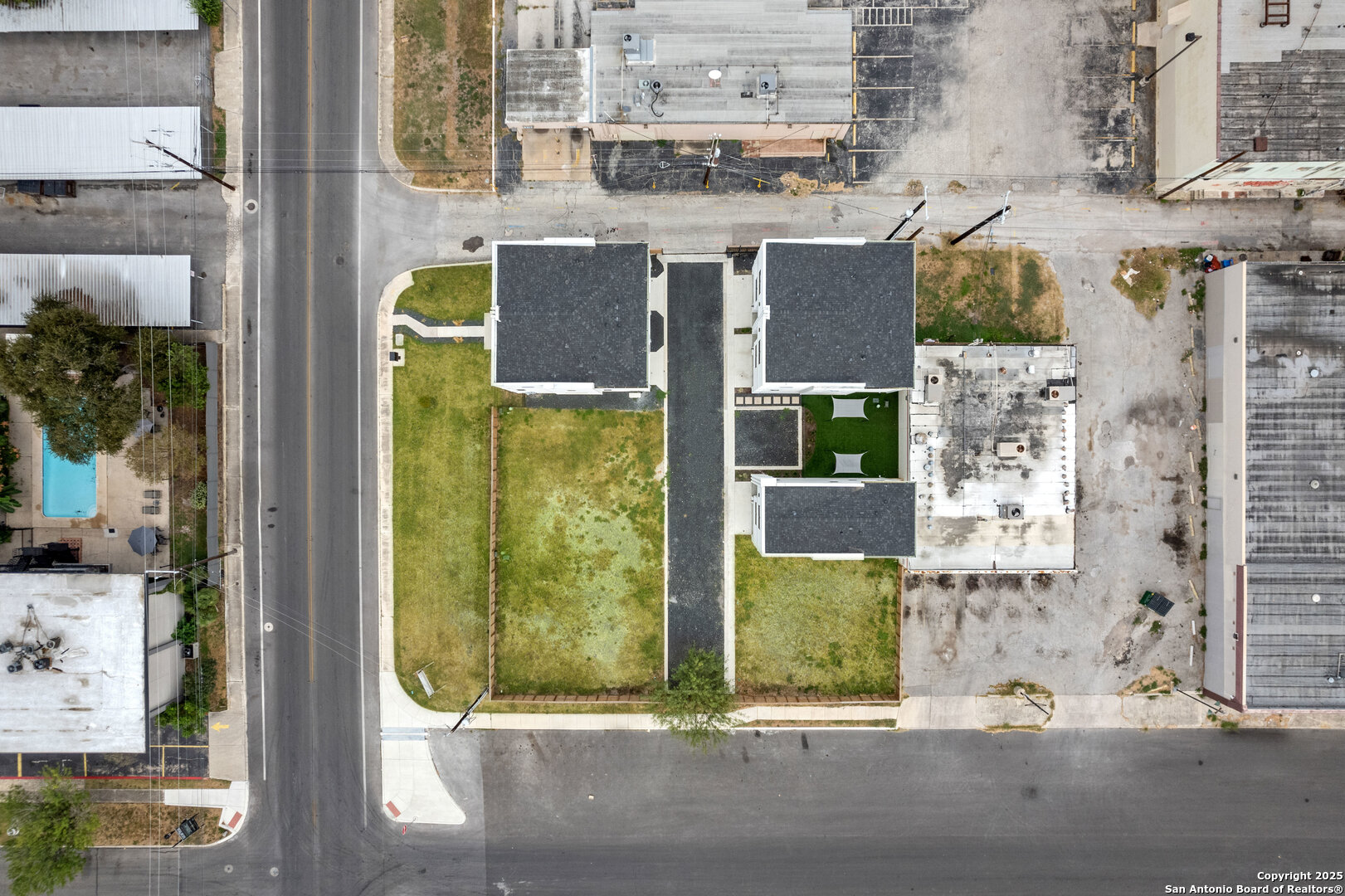 3214 N Elmendorf San Antonio TX 78201
