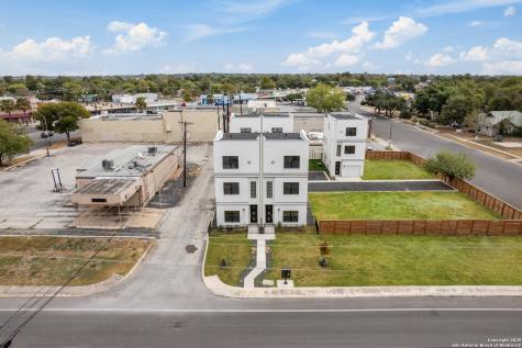 3214 N Elmendorf San Antonio TX 78201