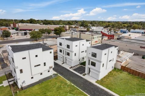 3214 N Elmendorf San Antonio TX 78201
