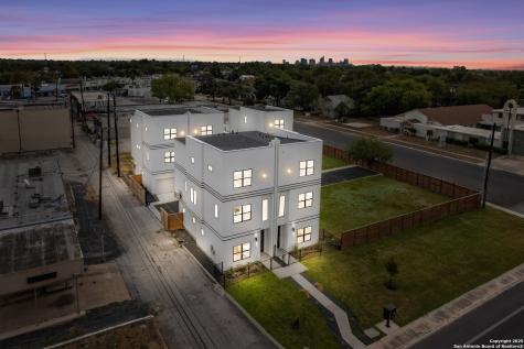 3214 N Elmendorf San Antonio TX 78201