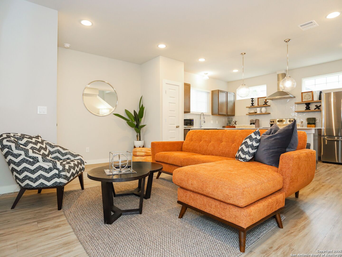 230 Lucas San Antonio TX 78209