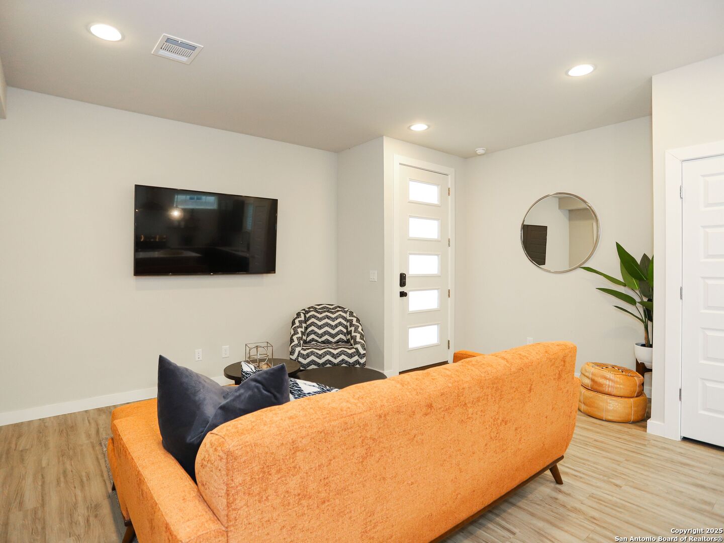 230 Lucas San Antonio TX 78209
