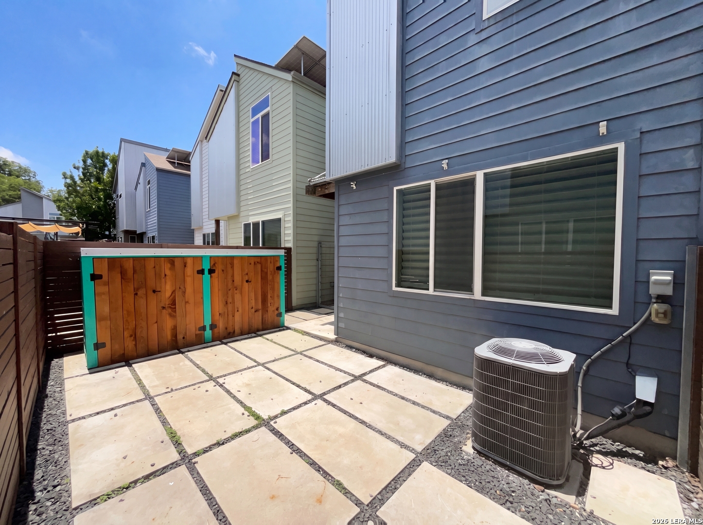 330 Clay San Antonio TX 78204