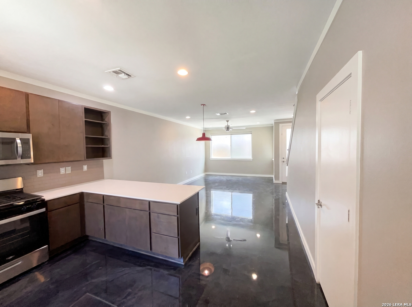 330 Clay San Antonio TX 78204