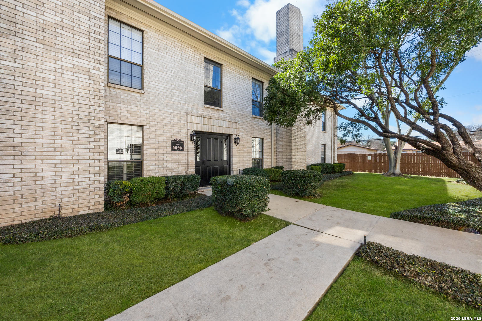 2611 Eisenhauer San Antonio TX 78209
