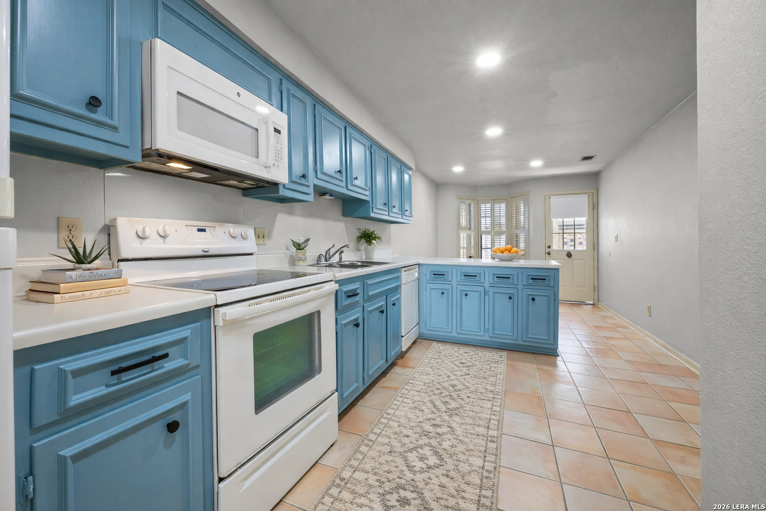 2611 Eisenhauer San Antonio TX 78209