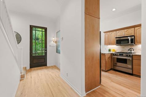 137 Saint Dennis San Antonio TX 78209