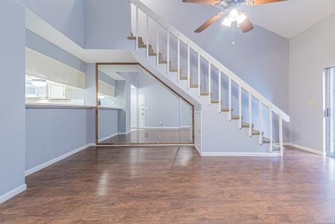 10527 Perrin Beitel San Antonio TX 78217