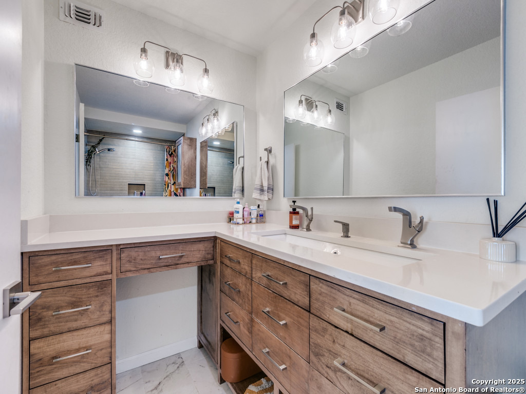 166 Elizabeth Road San Antonio TX 78209