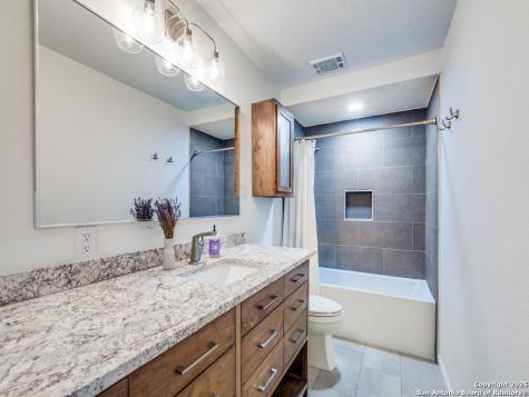 166 Elizabeth Road San Antonio TX 78209