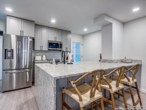 166 Elizabeth Road San Antonio TX 78209