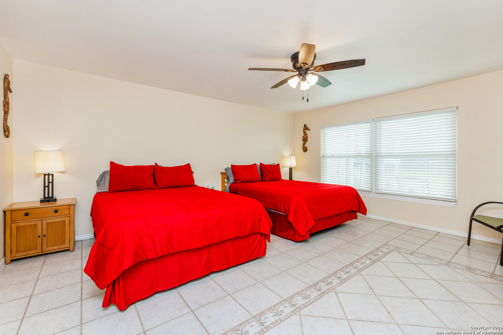 71 W Nassau Rockport TX 78382