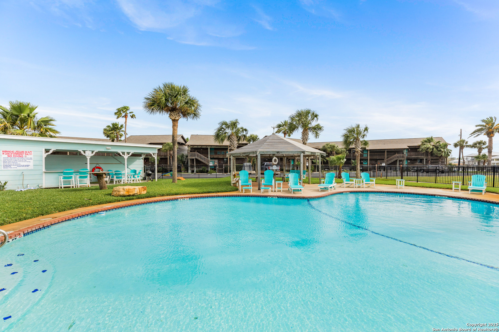 71 W Nassau Rockport TX 78382