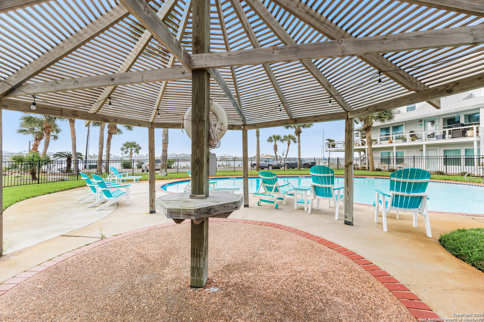 71 W Nassau Rockport TX 78382
