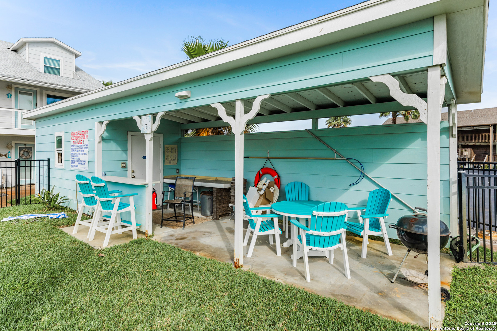 71 W Nassau Rockport TX 78382